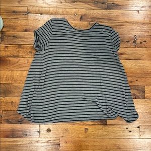 Striped T-shirt with a slit in the back